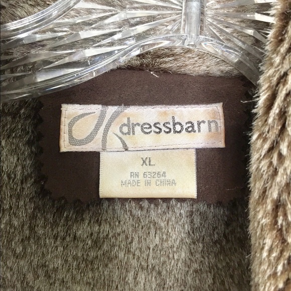 Dressban | Wool Jacket with Faux Fur Collar - Picture 6 of 7